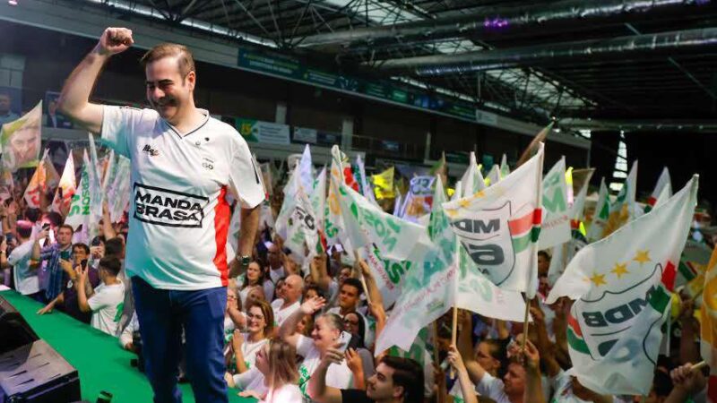 MDB reúne mais de seis mil pessoas em maior evento político de Santa Catarina